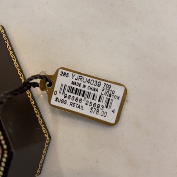 Juicy Couture Flower Ring - Picture 5 of 5